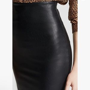 Commando Perfect Skirt in Black